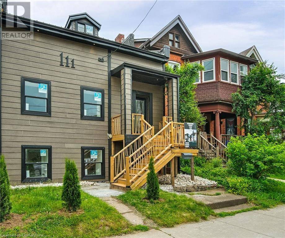 111 WELLINGTON Street S, Hamilton, ON L8N2R3