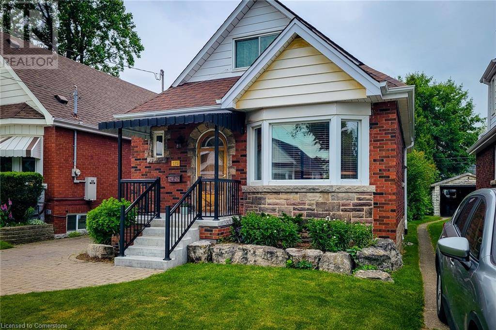 176 WEXFORD Avenue S, Hamilton, ON L8K2P2