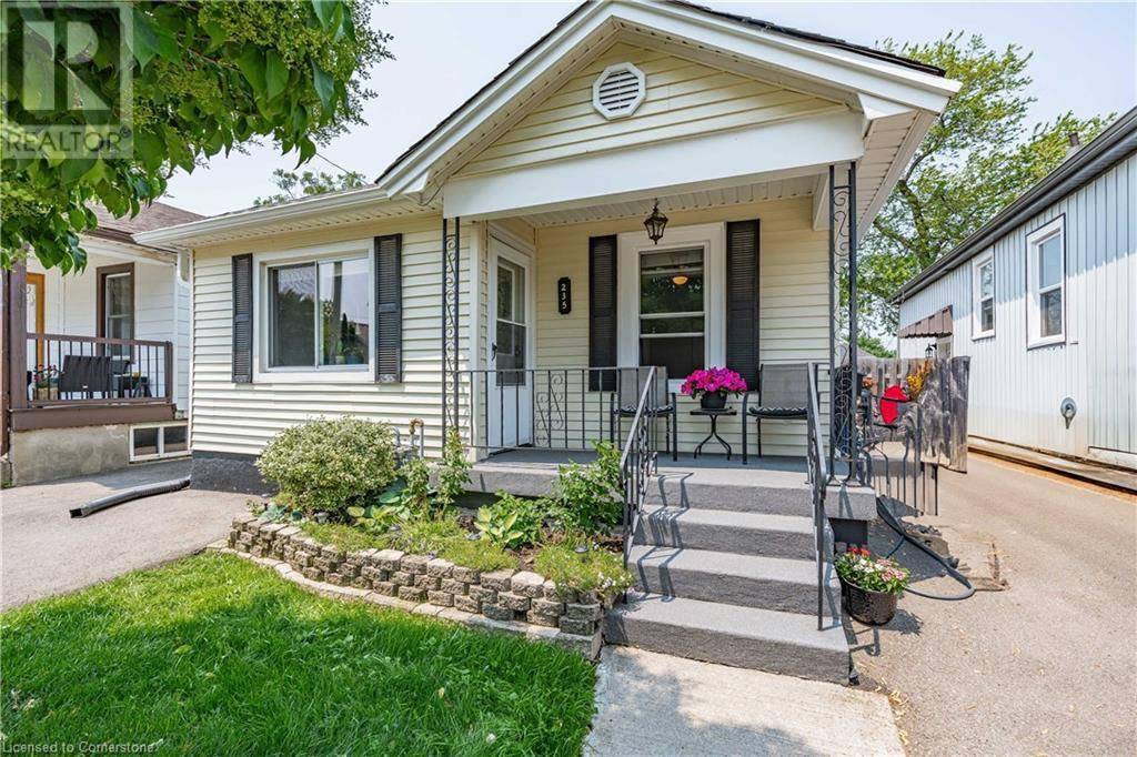 235 TOLTON Avenue, Hamilton, ON L8H5P2