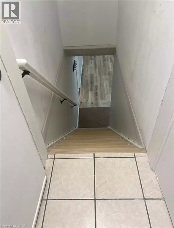 Hamilton, ON L9A1N3,99 BRUCEDALE Avenue E