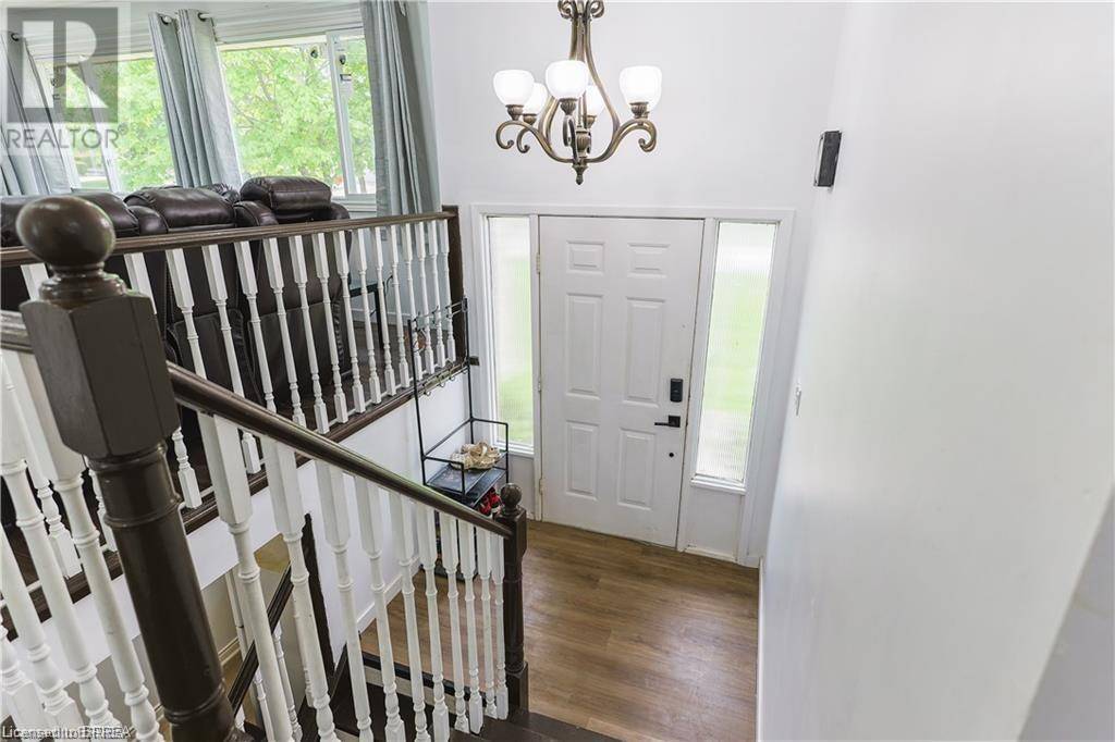 Kitchener, ON N2N2S3,85 HIGH ACRES Crescent