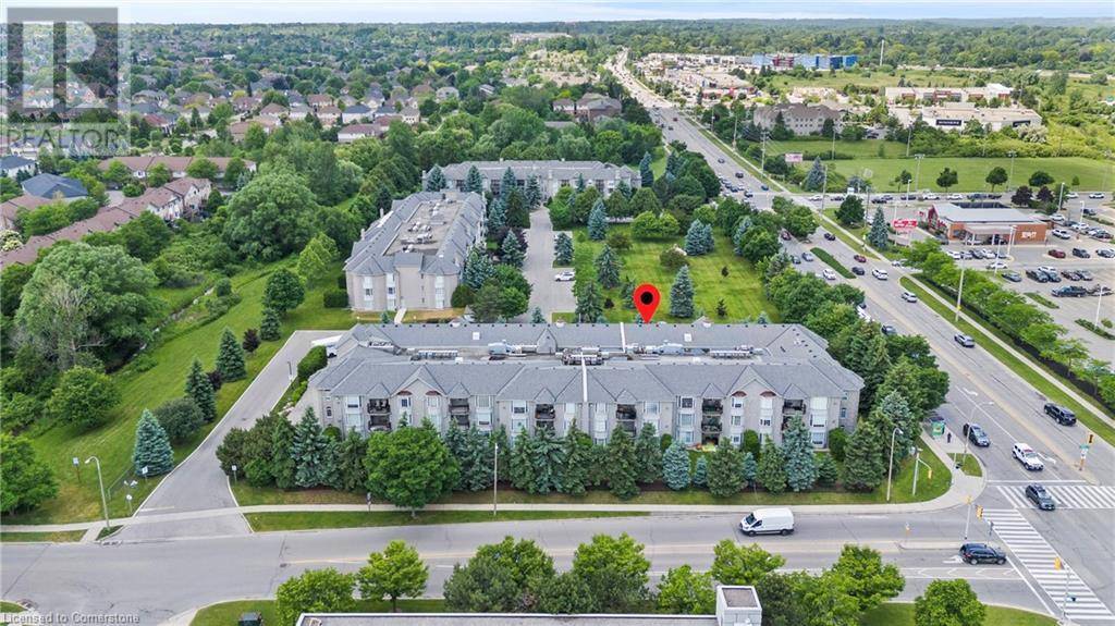 Ancaster, ON L9K1J8,990 GOLF LINKS RD #301