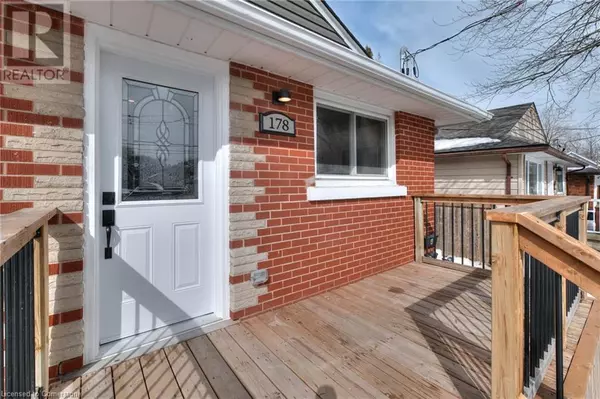 Kitchener, ON N2M3G2,178 GLEN RD #Upper