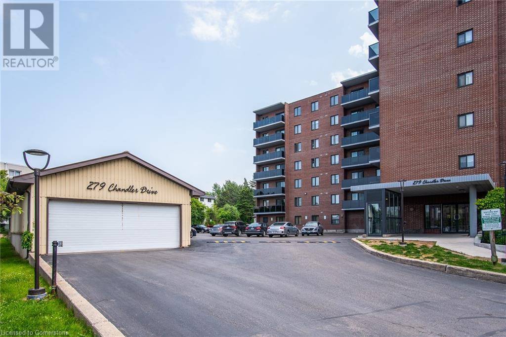 Kitchener, ON N2E1X6,279 CHANDLER DR #403