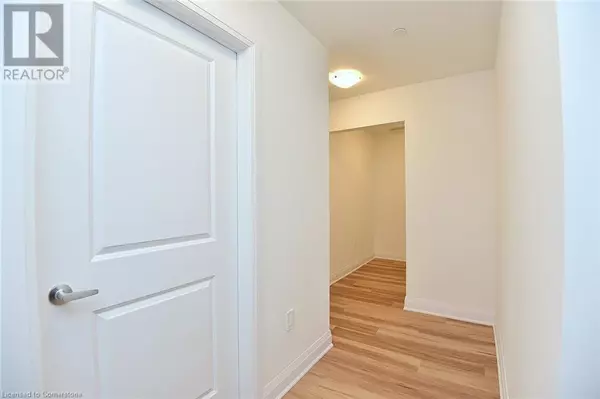 Stoney Creek, ON L0R1P0,1936 RYMAL RD East #211