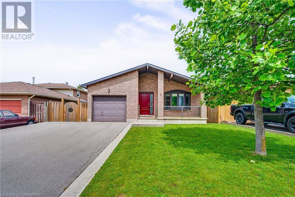 9 VALANNA Court, Hamilton, ON L9C7A3