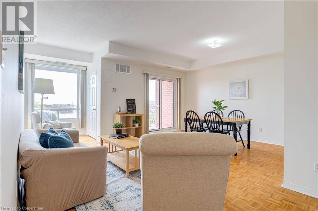 Mississauga, ON L5M6T6,32 TANNERY ST #602