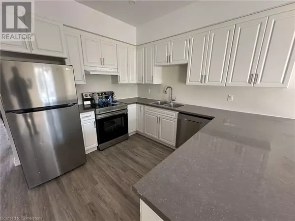 Port Colborne, ON L3B3M9,248 PORT COLBORNE Drive