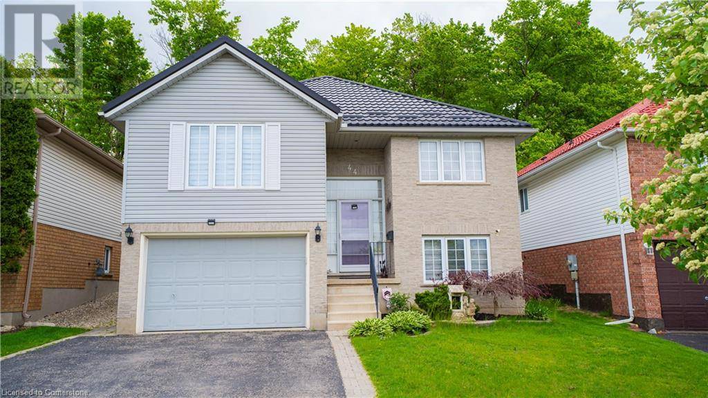 Kitchener, ON N2B3W5,44 DUNNIGAN Drive E