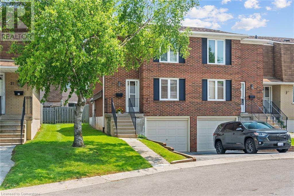 Hamilton, ON L9C2V4,299 LIMERIDGE RD West #20