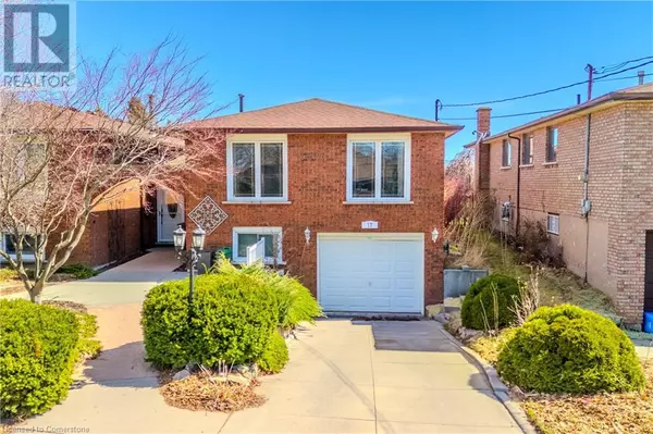 17 TAYMALL Street, Hamilton, ON L8W1Z7