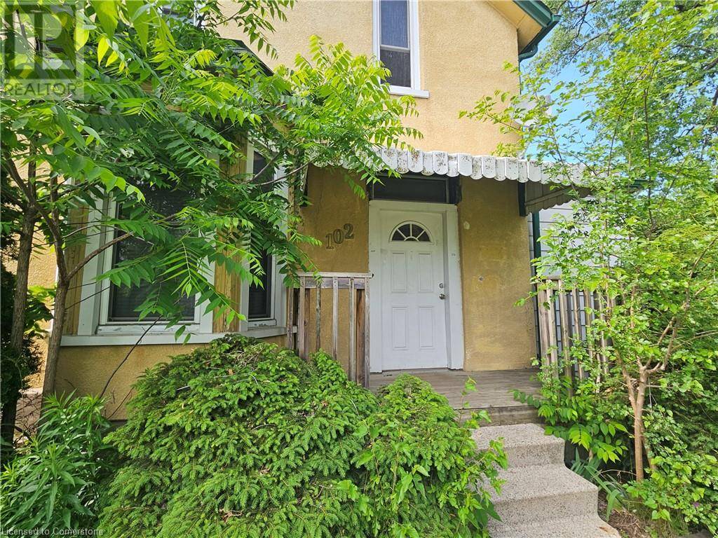 Cambridge, ON N1S1W1,102 CEDAR Street