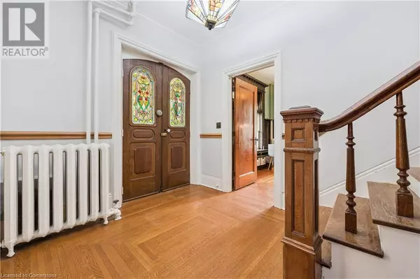 Waterloo, ON N2L1J7,88 WILLIAM Street W