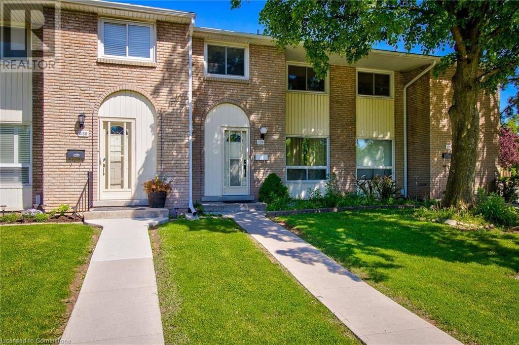 Hamilton, ON L8G3W1,151 East GATESHEAD CRES East #129