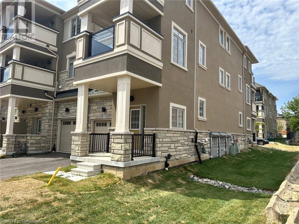 Ancaster, ON L9G5E6,305 GARNER RD West #13
