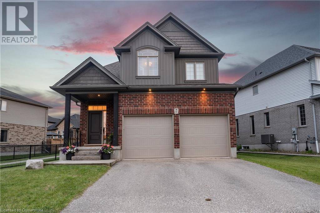 66 EDEN OAK Trail, Kitchener, ON N2A0G4