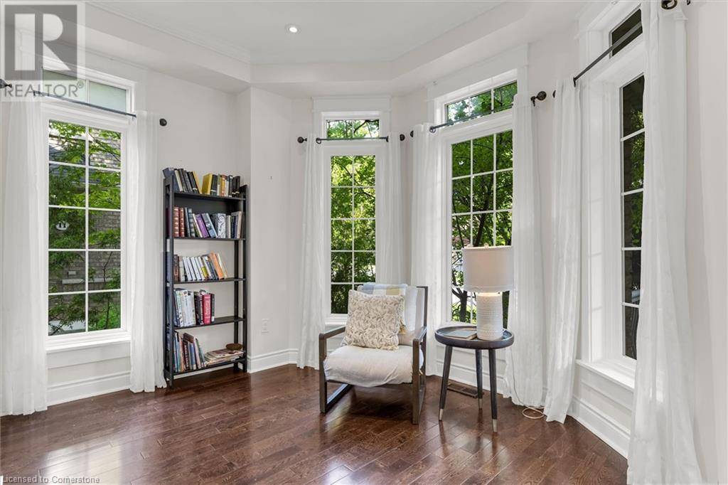 Oakville, ON L6H6N3,138 GATWICK Drive
