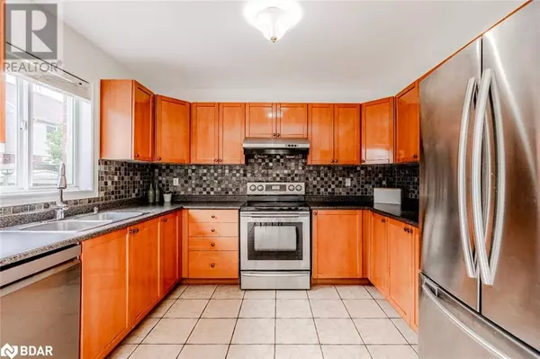 Barrie, ON L4N0Z1,29 BROOKWOOD Drive