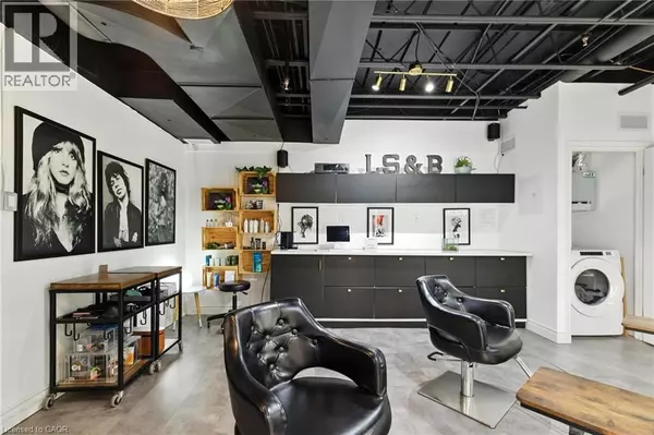 Kitchener, ON N2M1N6,690 BELMONT AVE West #102