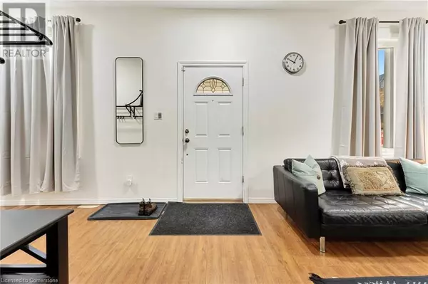 Brantford, ON N3T3W5,23 PALACE Street