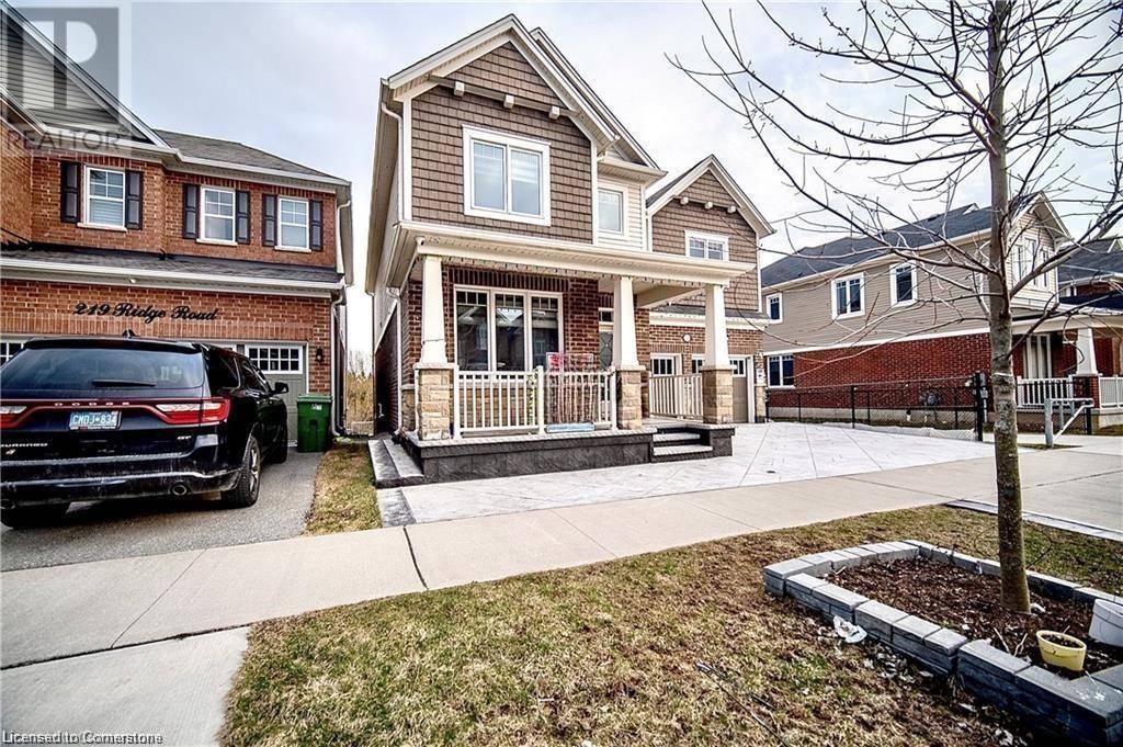 Cambridge, ON N3E0C2,215 RIDGE Road