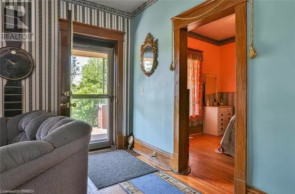 Brantford, ON N3R3X7,5 CLOVERDALE Avenue