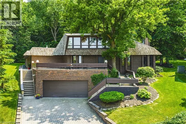 128 BUNKER HILL Drive, Hamilton, ON L8K5X5