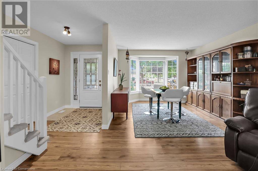 Beamsville, ON L3J0E3,4432 DENNIS Avenue