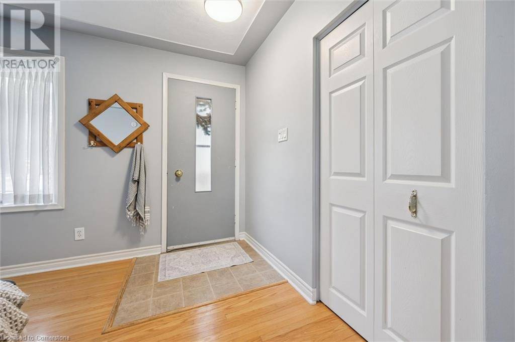 Kitchener, ON N2M4L8,201 STONYBROOK Drive