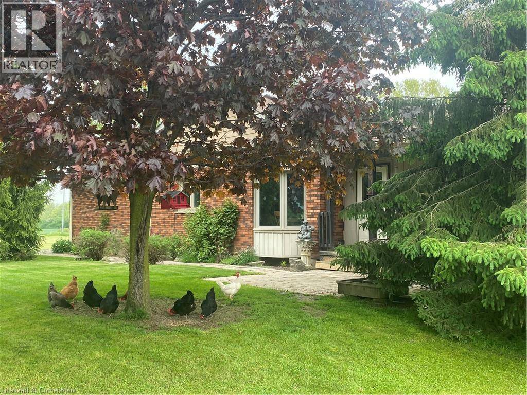 Caledonia, ON N3W2G9,120 PAULINE JOHNSON Road
