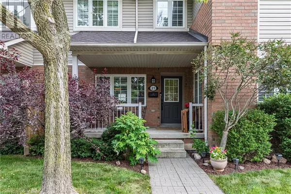 Hamilton, ON L8P4Z2,100 BEDDOE DR #21
