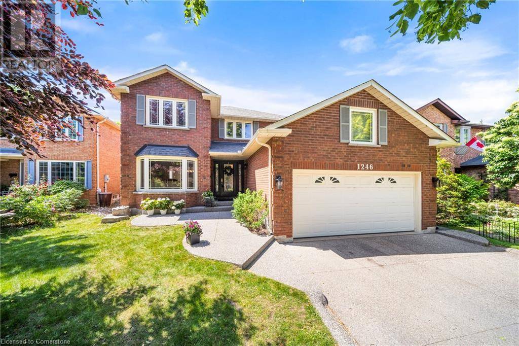1246 OLD CARRIAGE Way, Oakville, ON L6M2E4