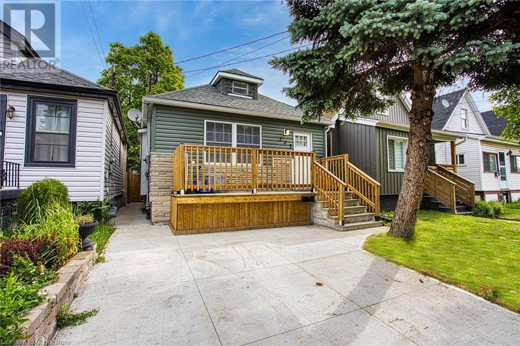 143 MCANULTY Boulevard, Hamilton, ON L8H3H6