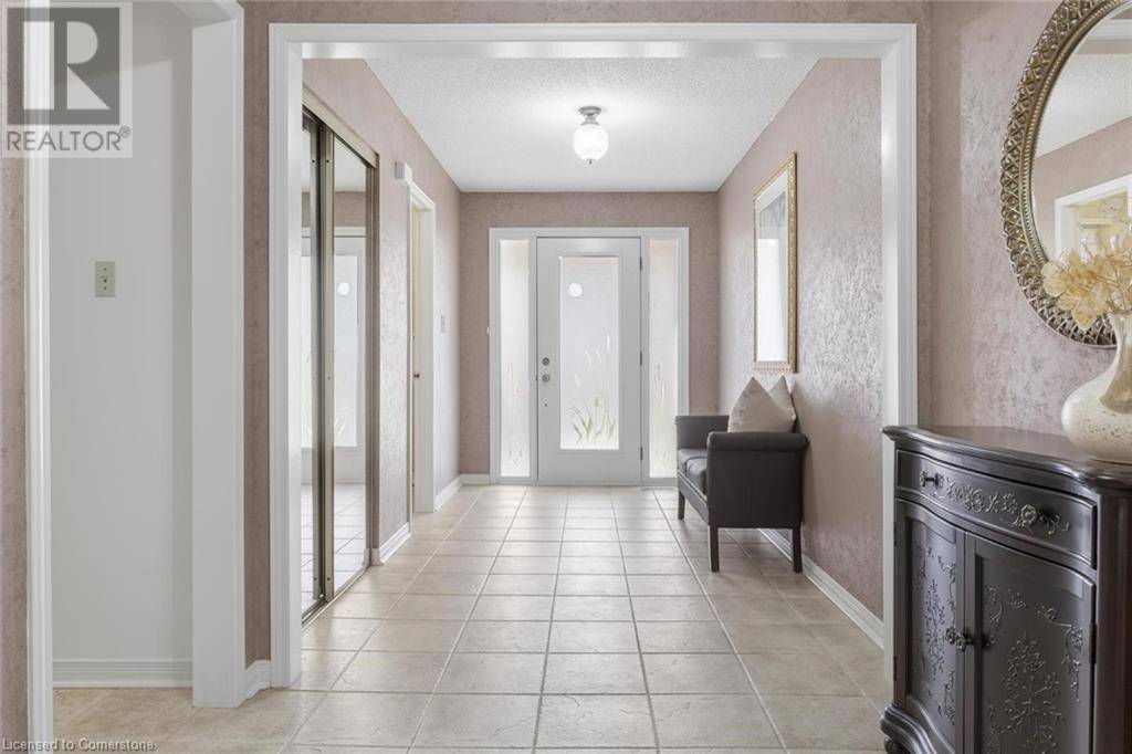 Mississauga, ON L5L3A7,4043 TRAPPER Crescent