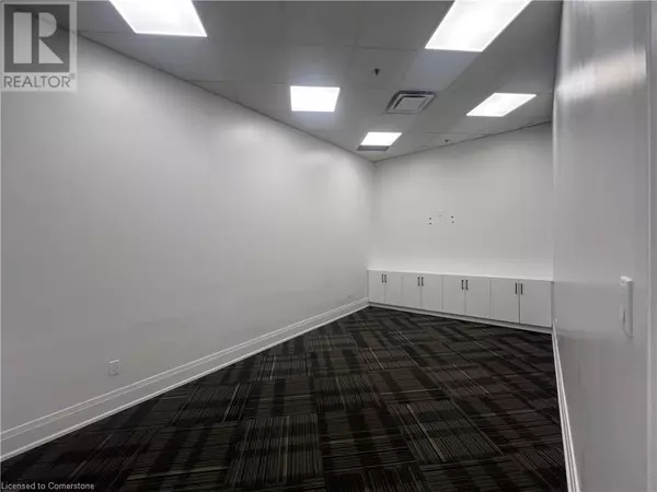 Burlington, ON L7M0W8,4903 THOMAS ALTON BLVD #106