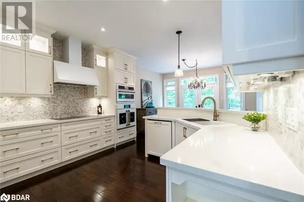 Oro-medonte, ON L0L2E0,11 EMERALD TERRACE