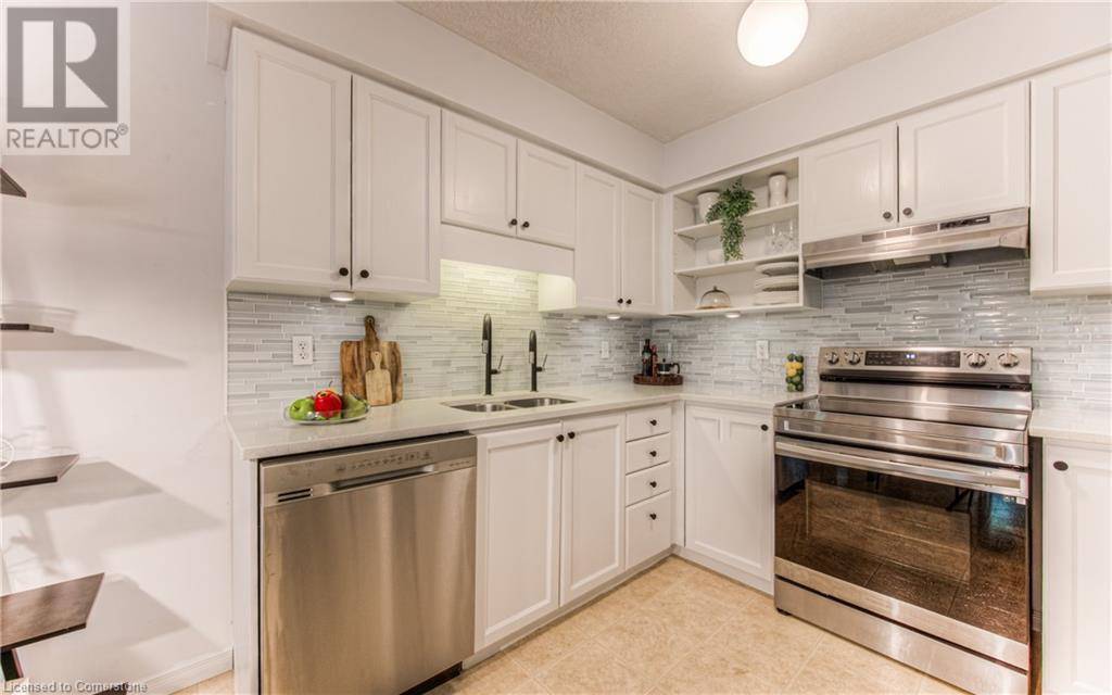 Kitchener, ON N2N3M4,85 BANKSIDE DR #F37