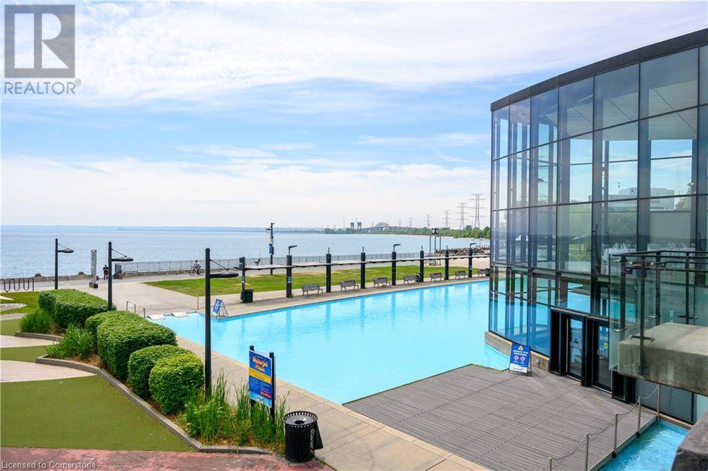 Burlington, ON L7S1B1,1351 LAKESHORE RD #16