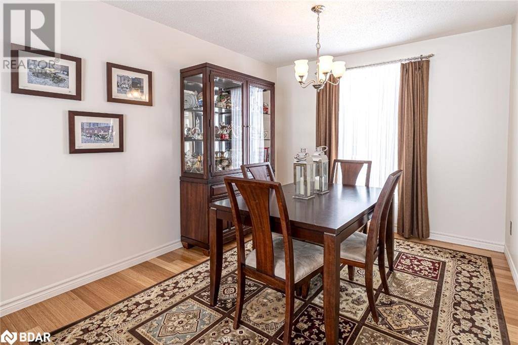 Essa, ON L0L2N0,228 THORNTON Avenue