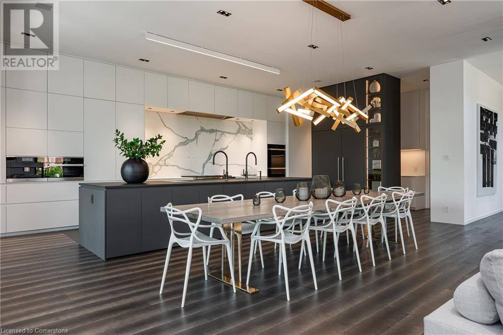 Oakville, ON L6L1X5,1239 SEDGEWICK Crescent