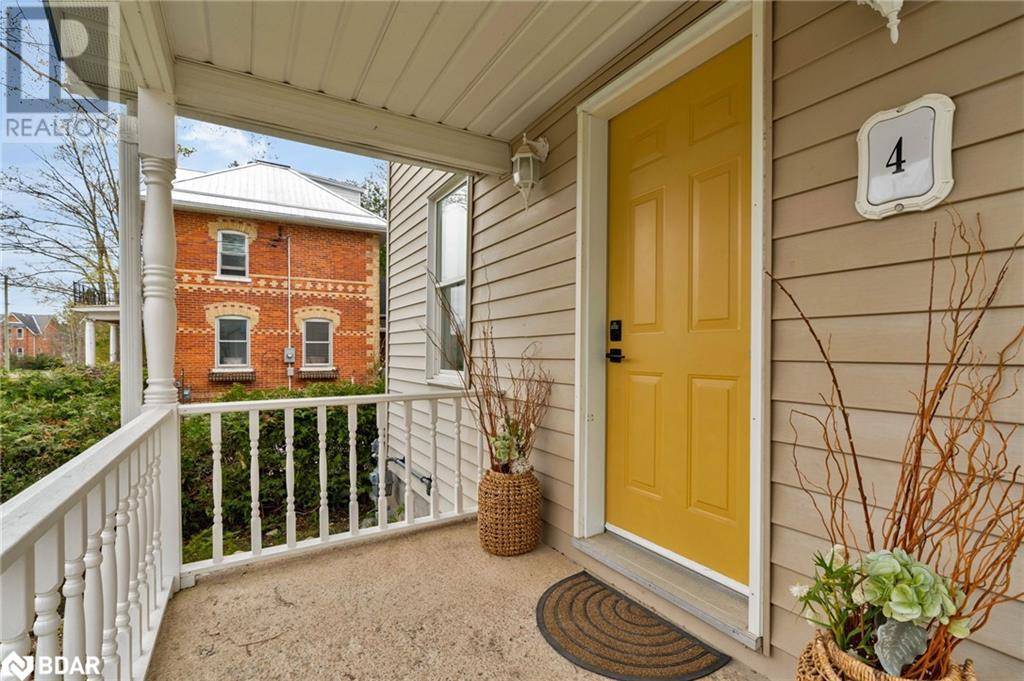 Creemore, ON L0M1G0,4 E WELLINGTON Street E