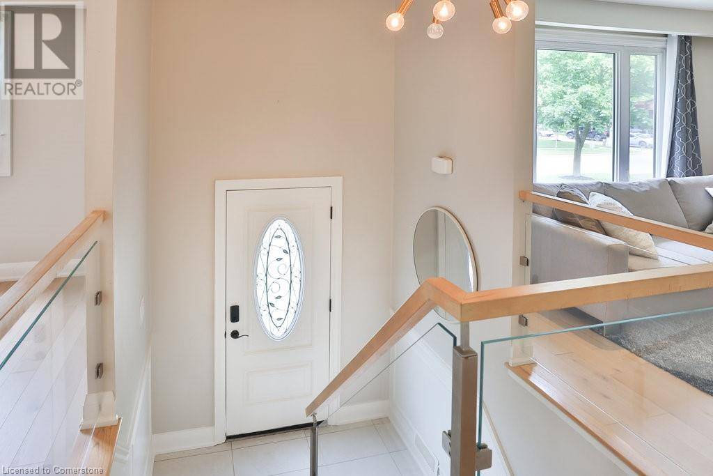 Burlington, ON L7M1W4,3354 BRISTOL Drive
