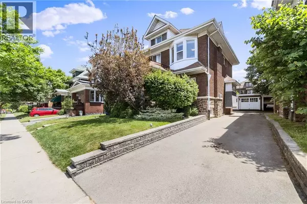 Hamilton, ON L8M2V5,91 BARNESDALE Boulevard