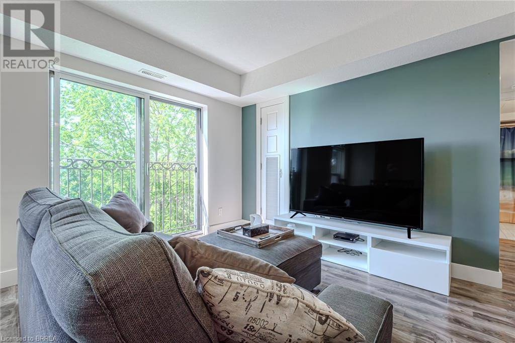 Woodstock, ON N4S3B5,34 BROCK ST #404