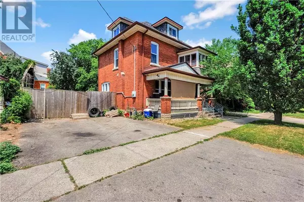 94 PEEL Street, Brantford, ON N3S5M4
