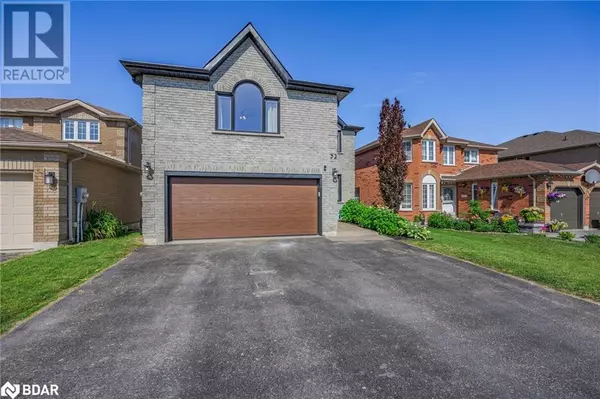 32 BLACK WILLOW Drive, Barrie, ON L4N9M1