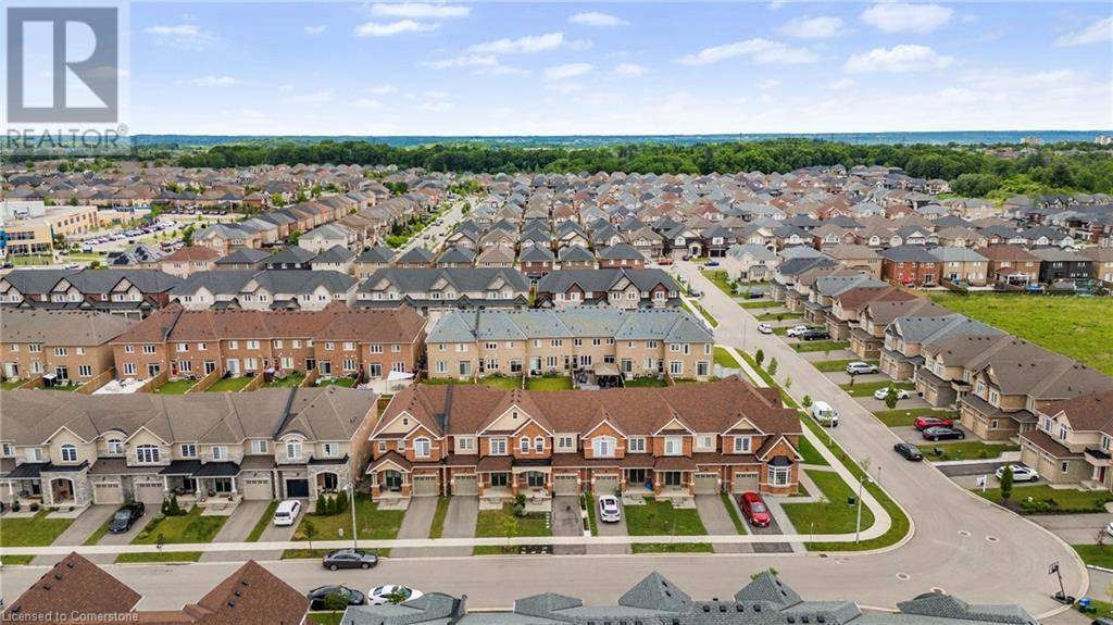 Ancaster, ON L9K0J8,29 HEMING TRAIL Trail