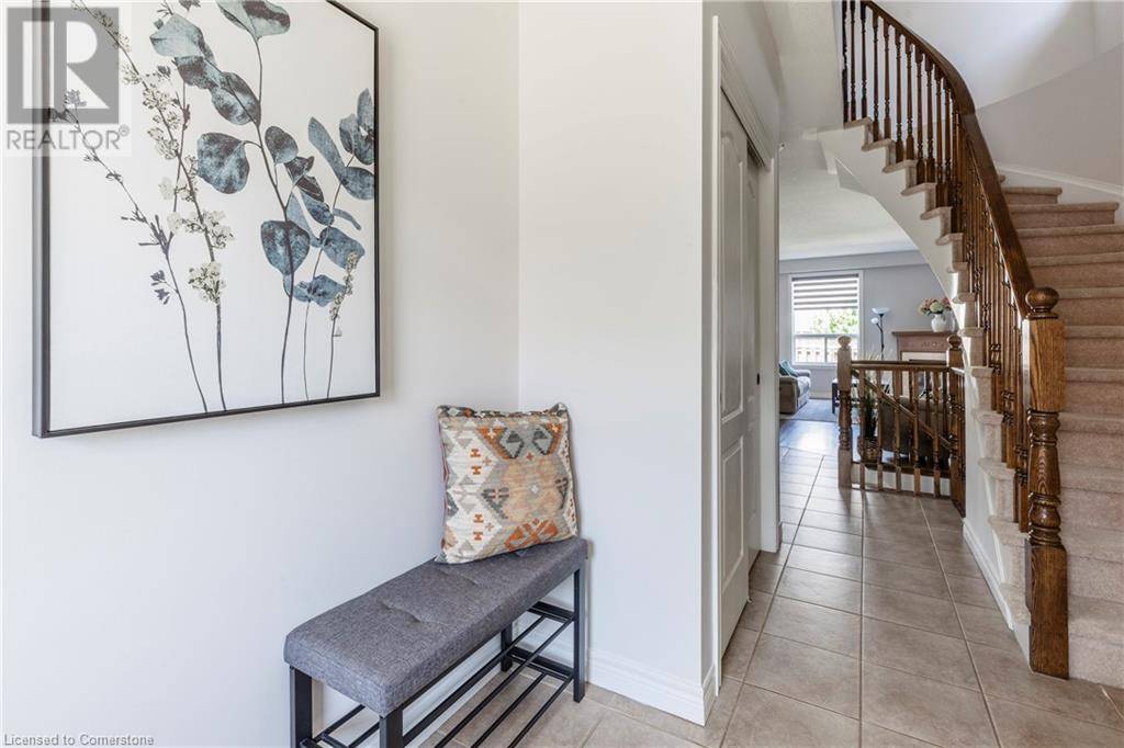 Hamilton, ON L8E0E4,56 MARINA POINT Crescent