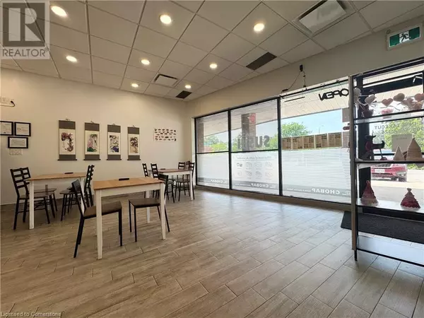 Stoney Creek, ON L8J1P8,1050 DR #unit 13