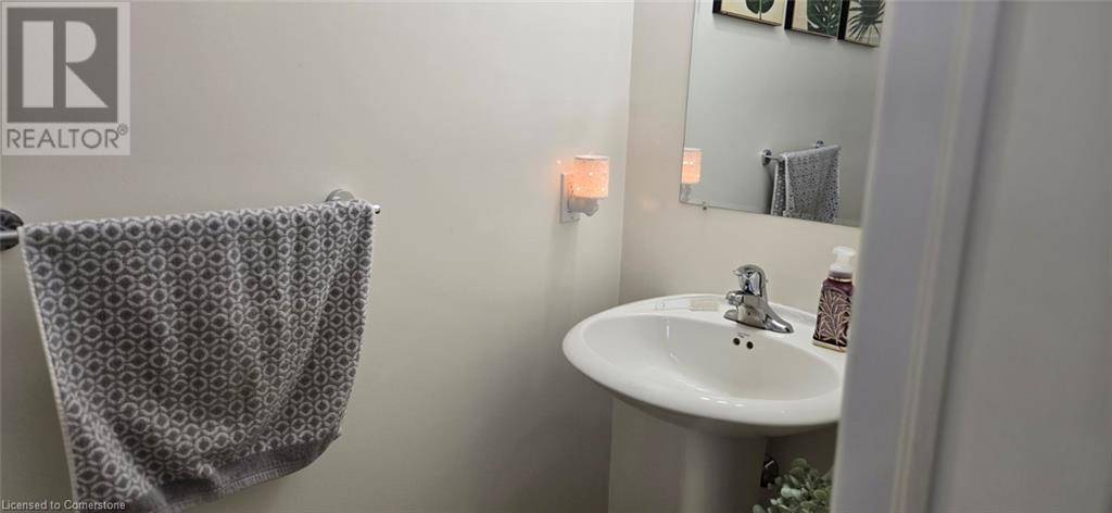 Kitchener, ON N2P0C4,250 MOORLANDS Crescent